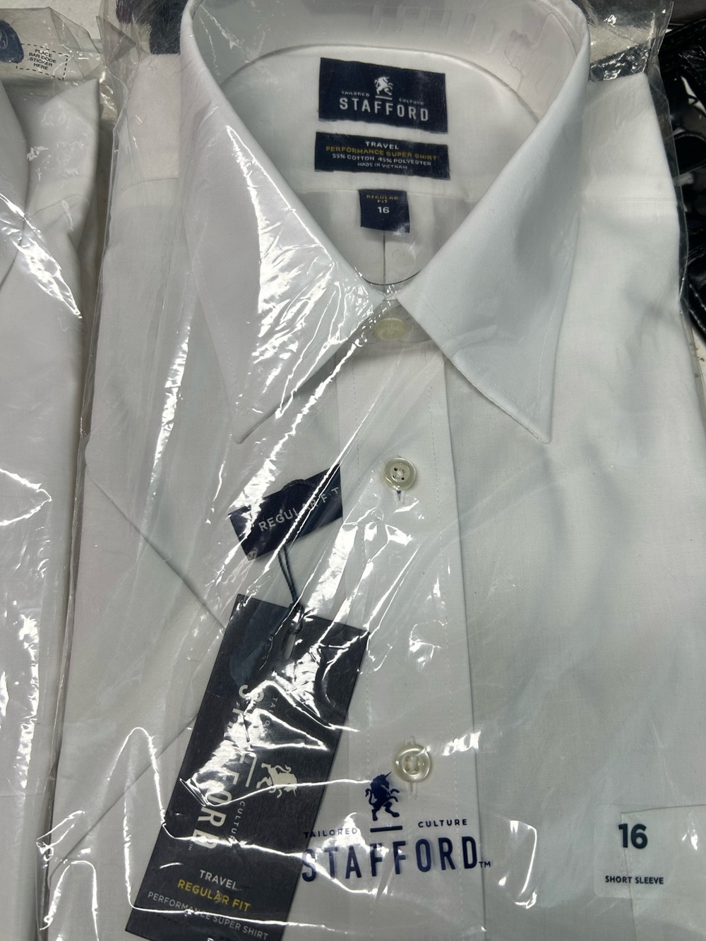 Stafford travel White Short Sleeve Dress Shirt - Point Collar